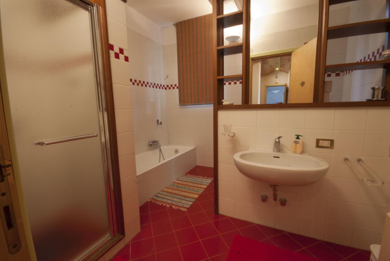Al Poggio Hotel Omegna Kültér fotó